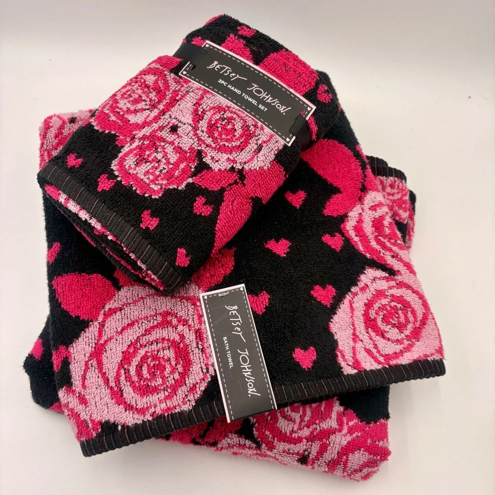Betsey Johnson 4pc Towel Set Pink Roses Hearts Black Cotton Bath & Hand Towels